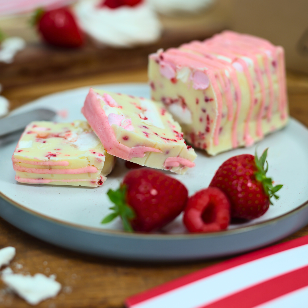 Eton Mess Fudge
